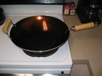 Een wokpan / Bron: Puggles, Wikimedia Commons (CC BY-2.0)