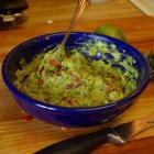 Borrelhapjes, guacamole en dipsauzen met hüttenkäse