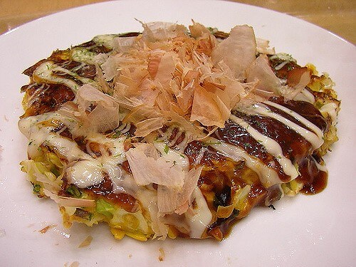 Okonomiyaki / Source: Jetalone, Flickr (CC BY-2.0)