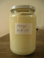 De mayonaise in een potje met datum / Bron: Eigen foto